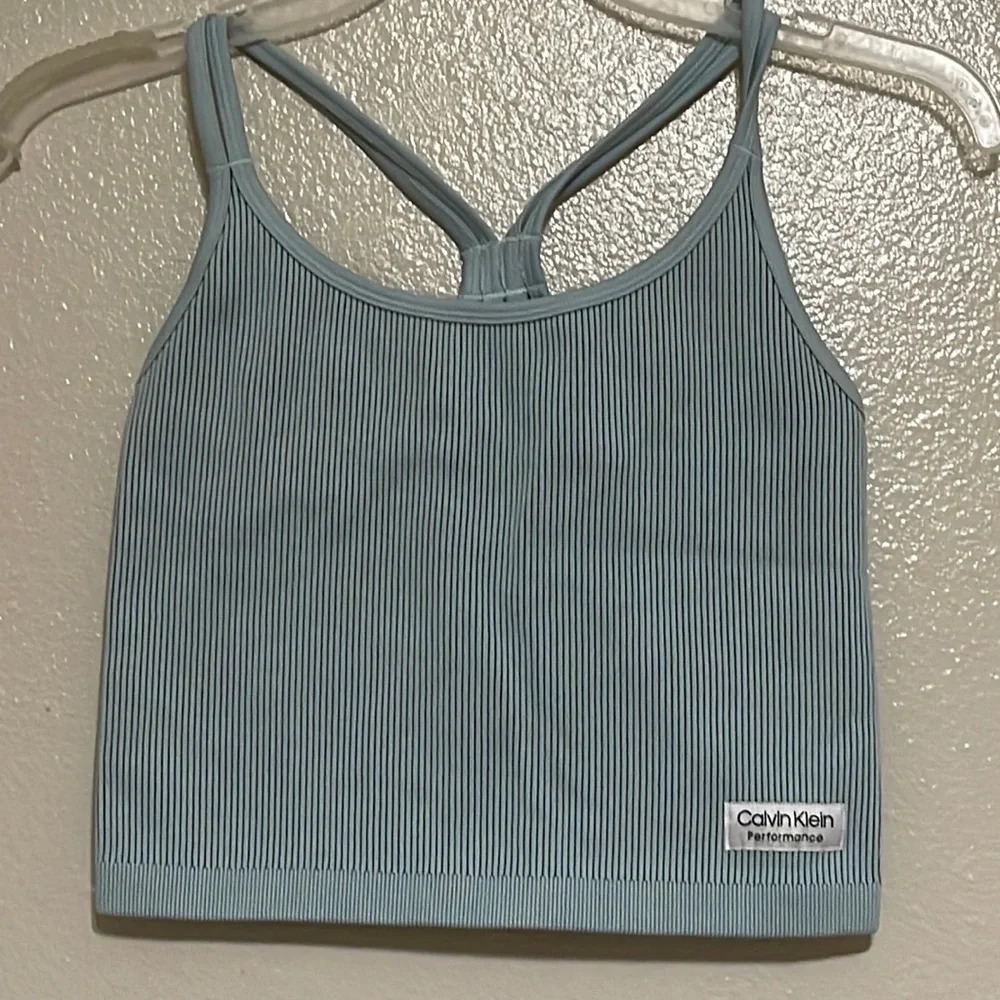 Calvin Klein Performance ribbed sports bra size XS/S (b1)
